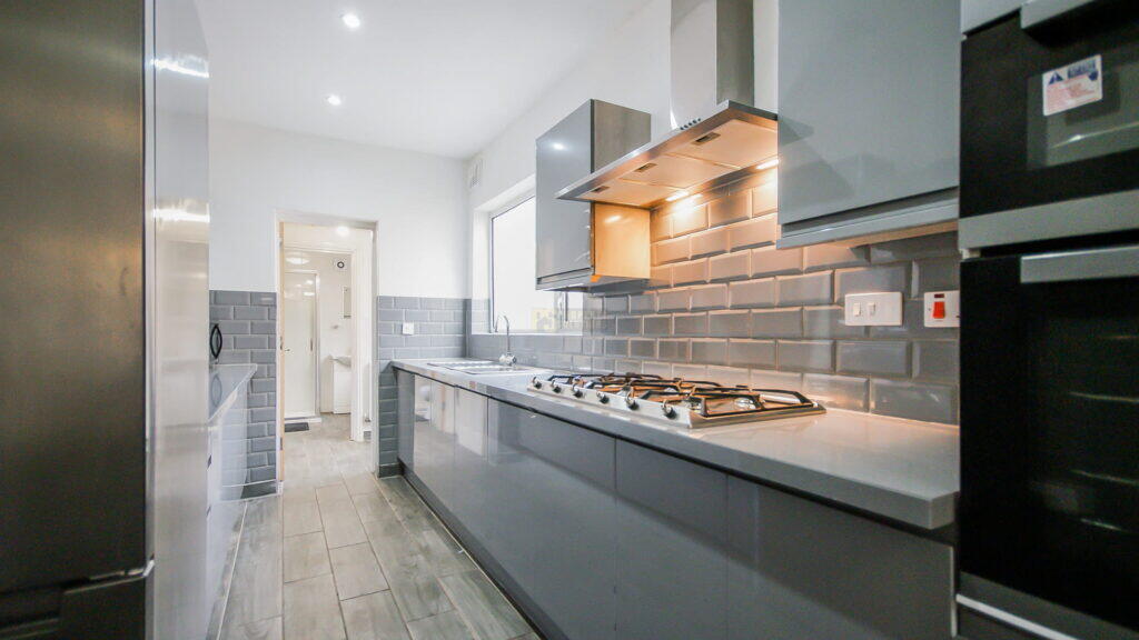 4 bed Mid Terraced House for rent in Birmingham. From Property Solutions - Birmingham 4 bed Mid Terraced House for rent in Birmingham. From Property Solutions - Birmingham
