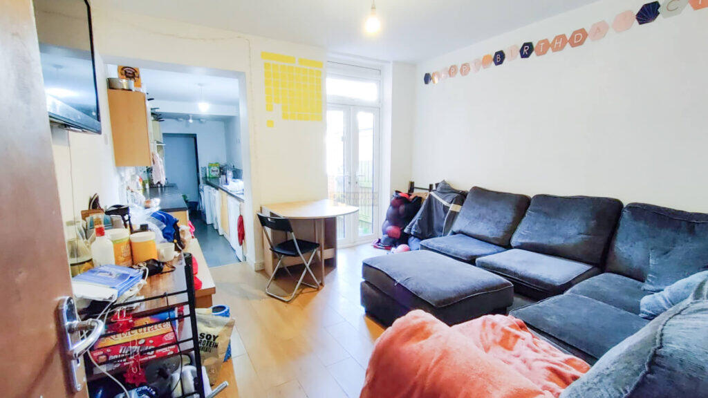 7 bed Mid Terraced House for rent in Birmingham. From Property Solutions - Birmingham 7 bed Mid Terraced House for rent in Birmingham. From Property Solutions - Birmingham