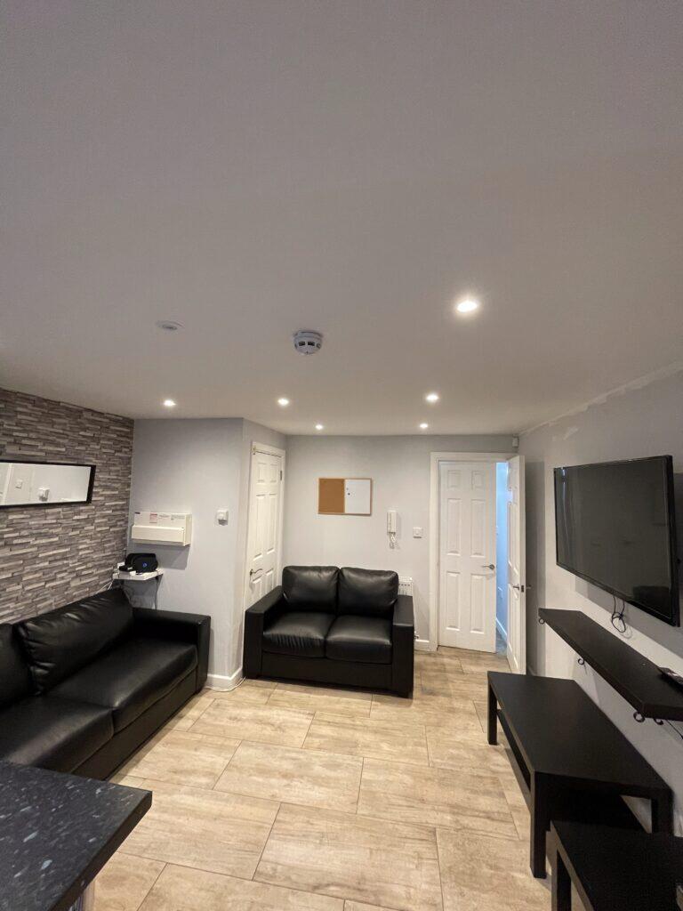 7 bed Mid Terraced House for rent in Birmingham. From Property Solutions - Birmingham 7 bed Mid Terraced House for rent in Birmingham. From Property Solutions - Birmingham