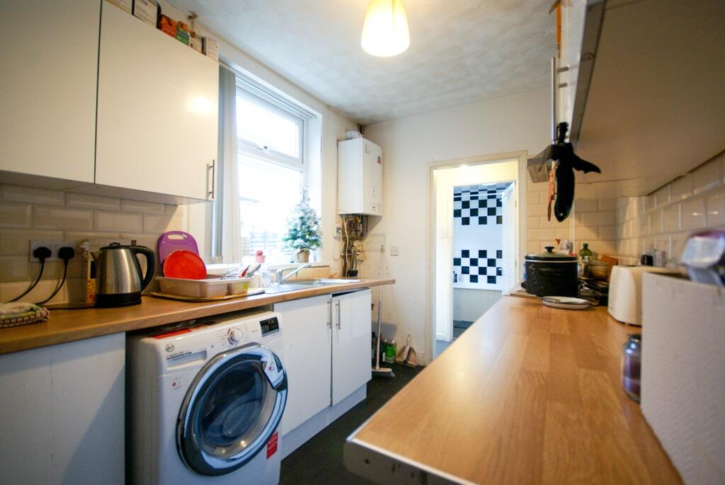 4 bed Mid Terraced House for rent in Headley Heath. From Property Solutions - Birmingham