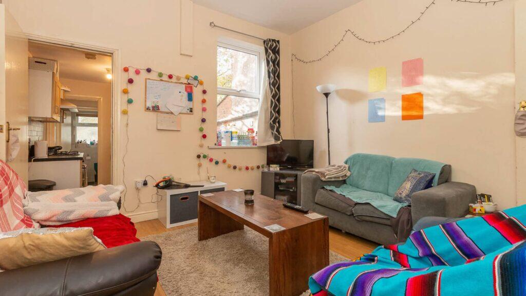 3 bed Mid Terraced House for rent in Birmingham. From Property Solutions - Birmingham 3 bed Mid Terraced House for rent in Birmingham. From Property Solutions - Birmingham