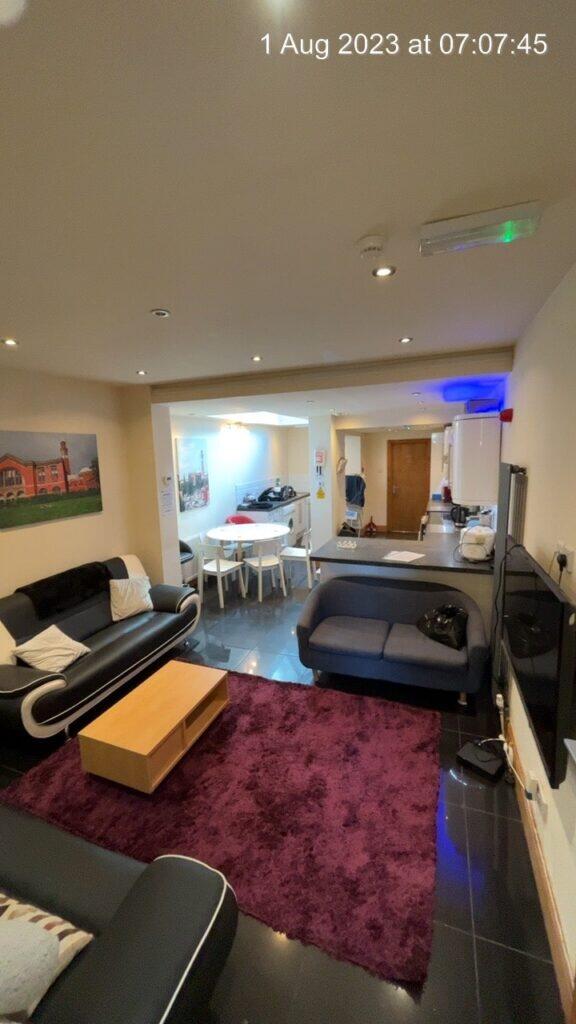 6 bed Mid Terraced House for rent in Birmingham. From Property Solutions - Birmingham