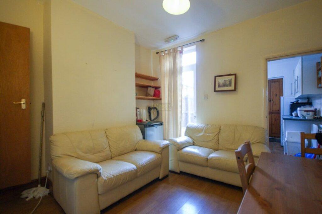 4 bed Mid Terraced House for rent in Birmingham. From Property Solutions - Birmingham