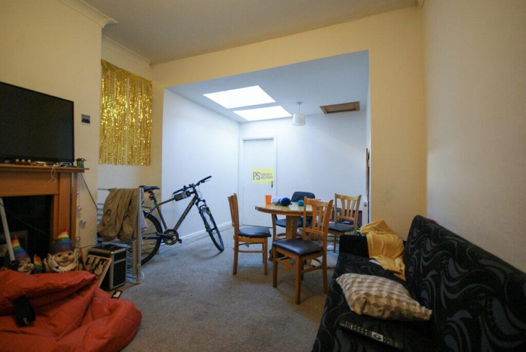 5 bed Semi Detached for rent in Birmingham. From Property Solutions - Birmingham