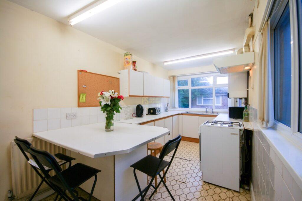 4 bed Semi Detached for rent in Birmingham. From Property Solutions - Birmingham