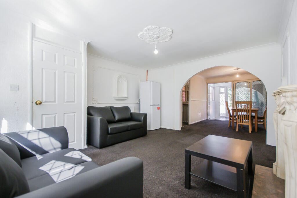 3 bed Mid Terraced House for rent in Birmingham. From Property Solutions - Birmingham 3 bed Mid Terraced House for rent in Birmingham. From Property Solutions - Birmingham