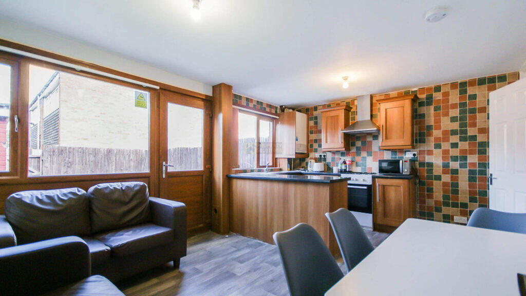 4 bed Mid Terraced House for rent in Birmingham. From Property Solutions - Birmingham 4 bed Mid Terraced House for rent in Birmingham. From Property Solutions - Birmingham