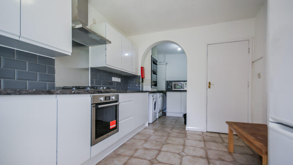 5 bed Mid Terraced House for rent in Birmingham. From Property Solutions - Birmingham 5 bed Mid Terraced House for rent in Birmingham. From Property Solutions - Birmingham