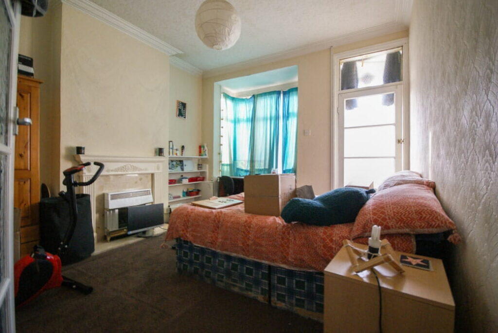 3 bed Mid Terraced House for rent in Birmingham. From Property Solutions - Birmingham