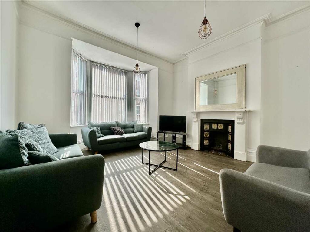 8 bed House Share for rent in Plymouth. From Purple Letting - Plymouth