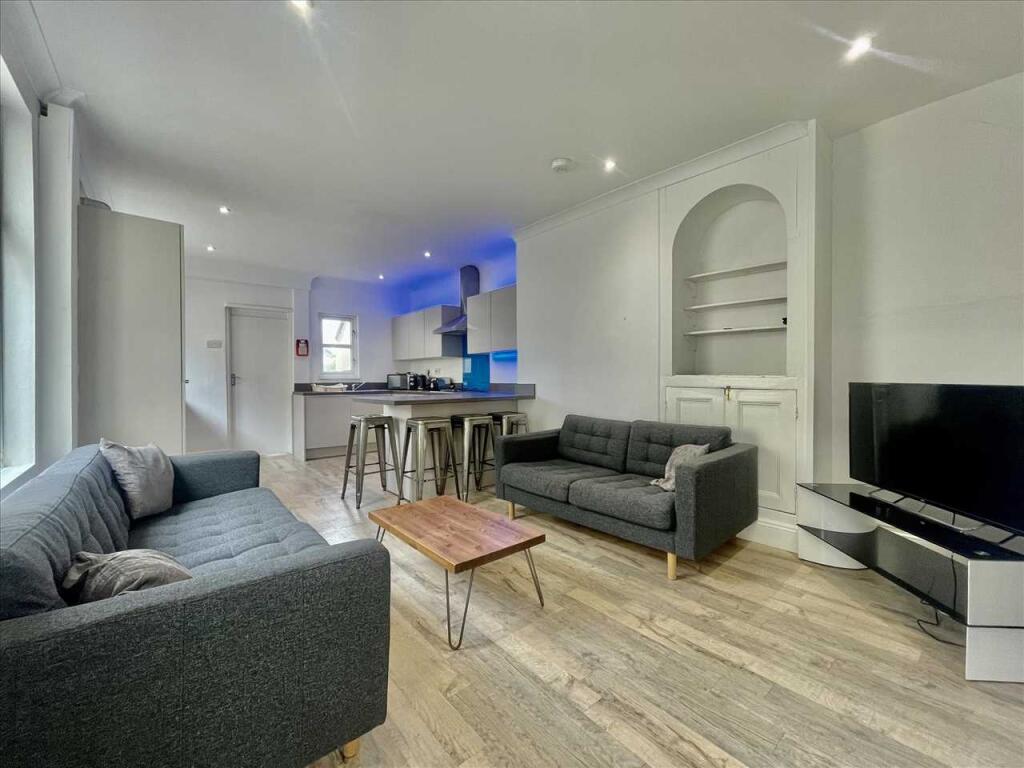 6 bed House Share for rent in Plymouth. From Purple Letting - Plymouth
