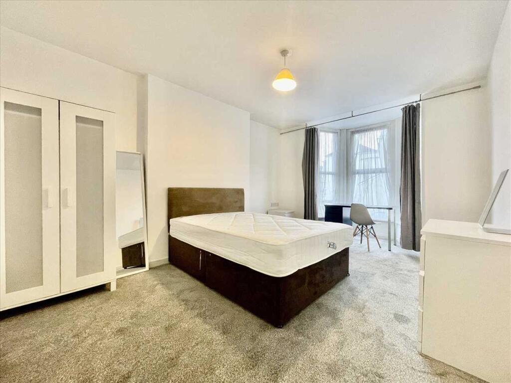 5 bed House Share for rent in Plymouth. From Purple Letting - Plymouth