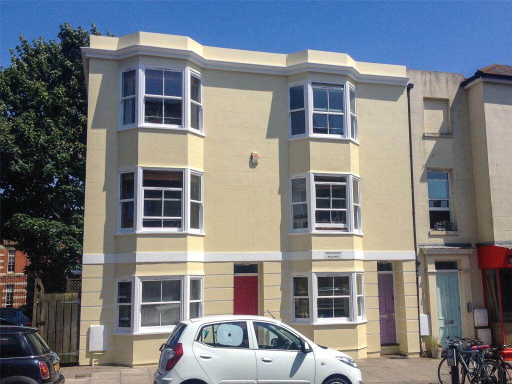 3 bed Mid Terraced House for rent in Brighton and Hove. From Q Estate Agents - Brighton