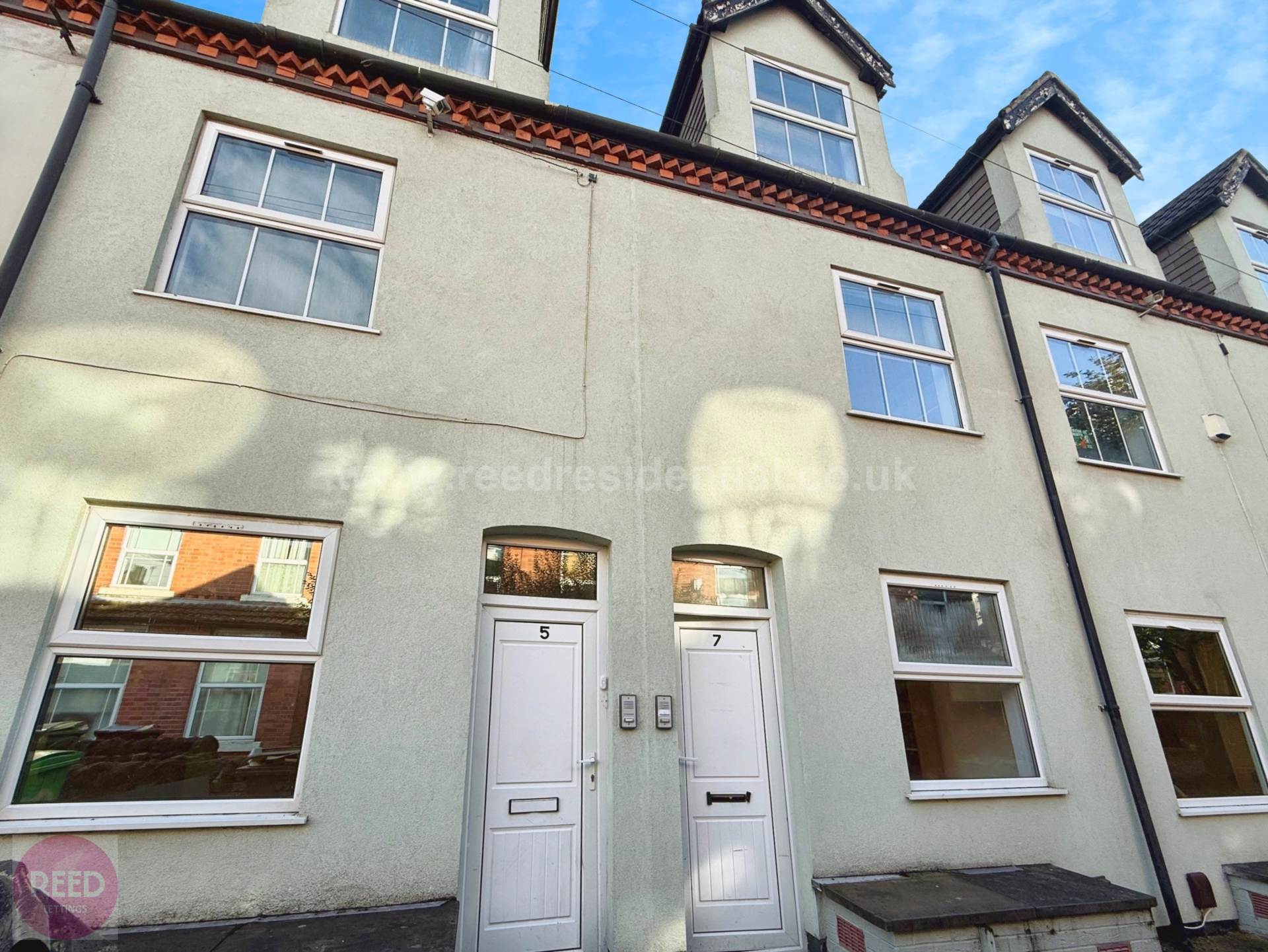 6 bed House (unspecified) for rent in Nottingham. From Reed Residential - Westcliff on Sea