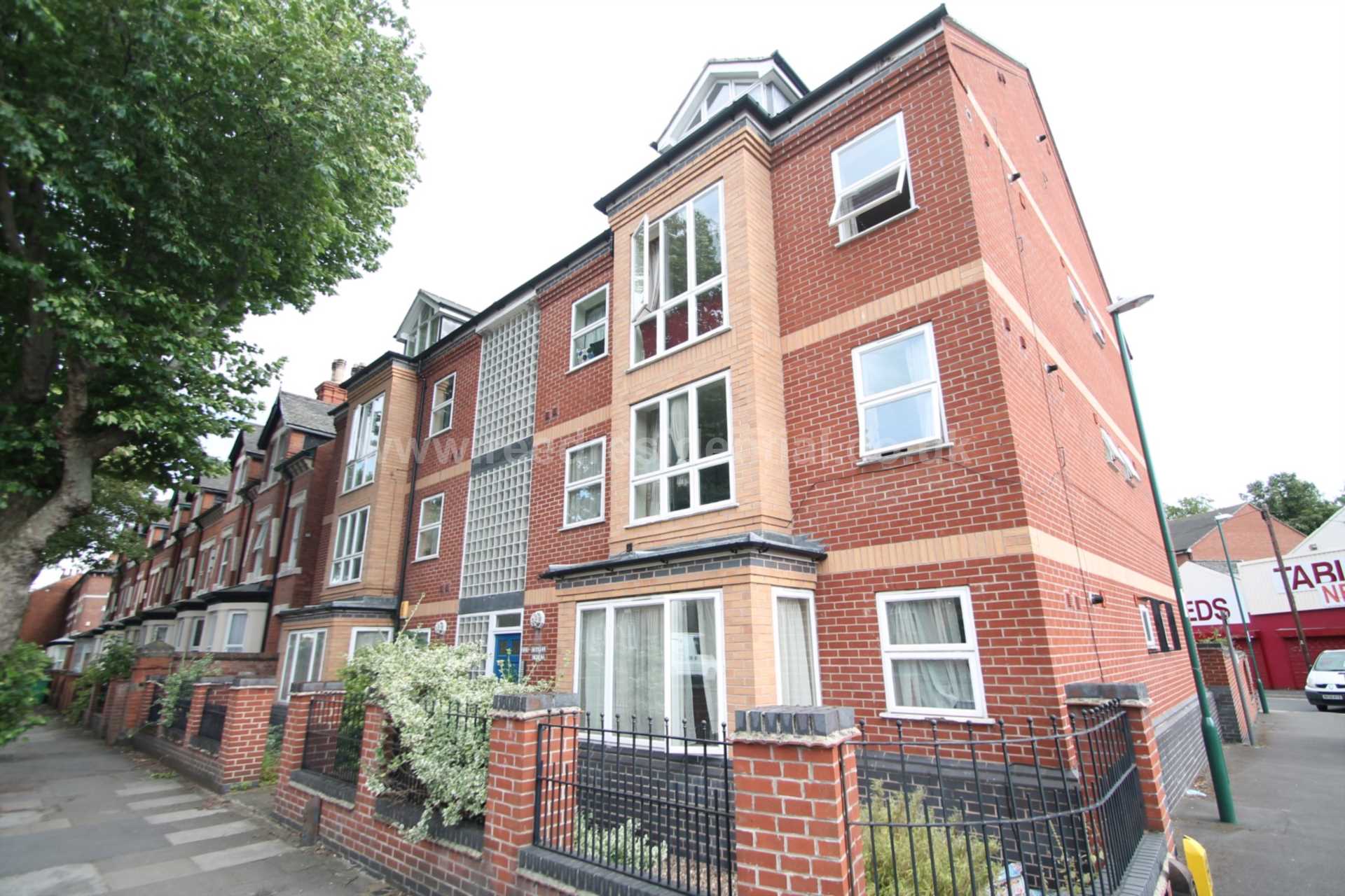 4 bed Apartment for rent in Nottingham. From Reed Residential - Westcliff on Sea