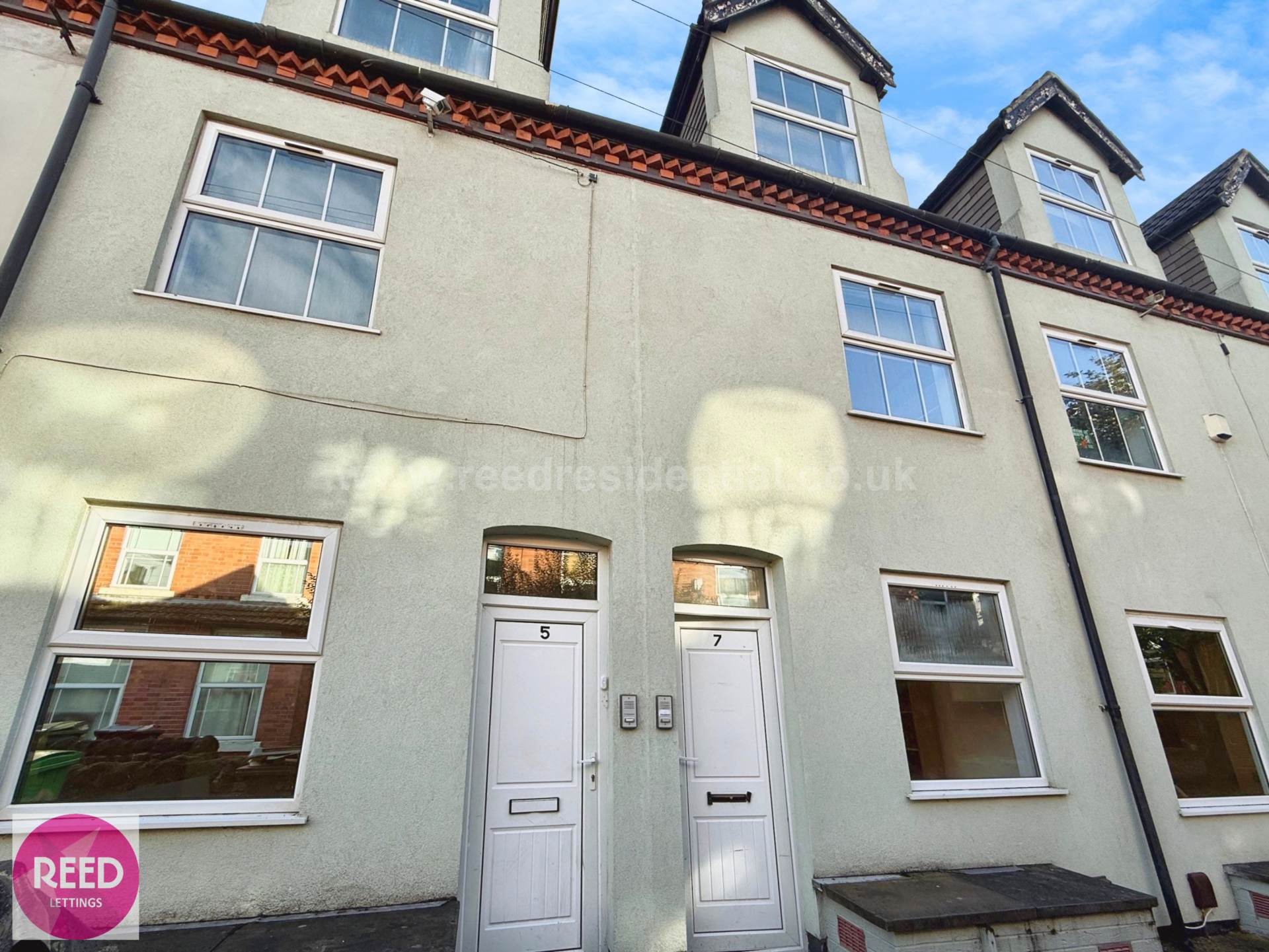 6 bed House (unspecified) for rent in Nottingham. From Reed Residential - Westcliff on Sea