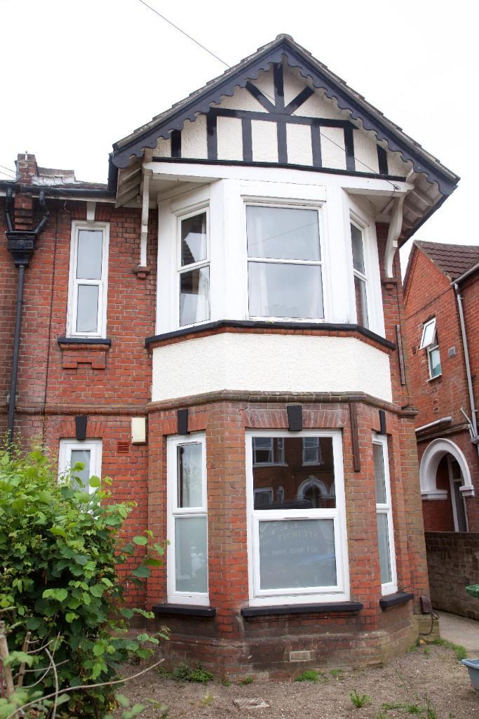 3 bed Apartment for rent in Southampton. From Posh Pads - Southampton