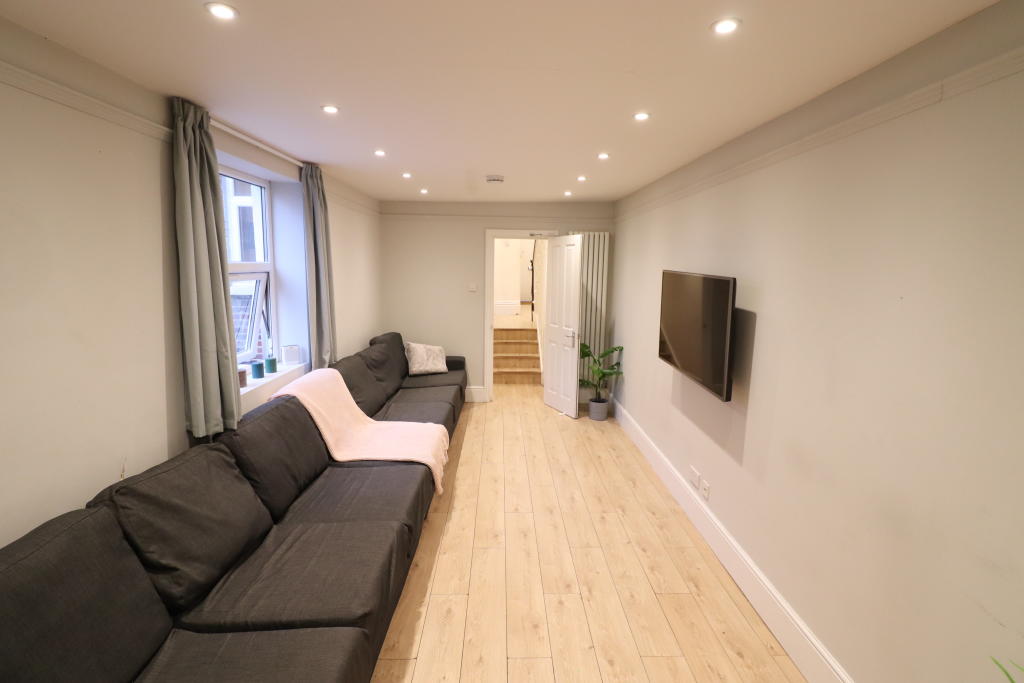 9 bed Detached for rent in Portsmouth. From Posh Pads - Southampton