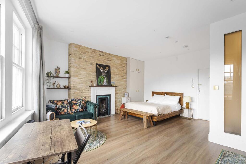 0 bed Studio for rent in London. From Sandersons - Holland Park & Notting Hill