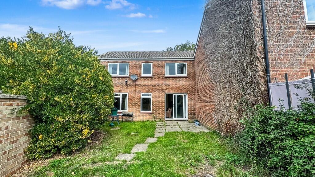 4 bed Mid Terraced House for rent in Langham. From Saxons Estate Agents - Colchester 4 bed Mid Terraced House for rent in Langham. From Saxons Estate Agents - Colchester