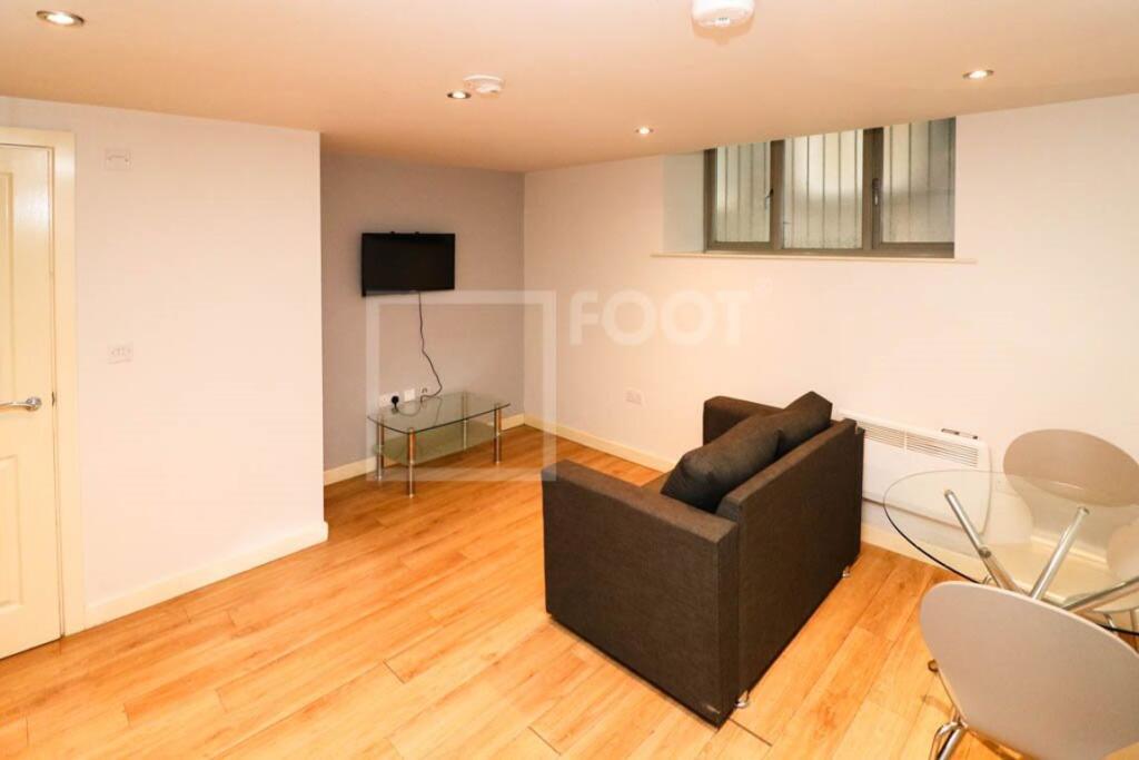 1 bed Apartment for rent in Bradford. From Squarefoot Apartments - Bradford