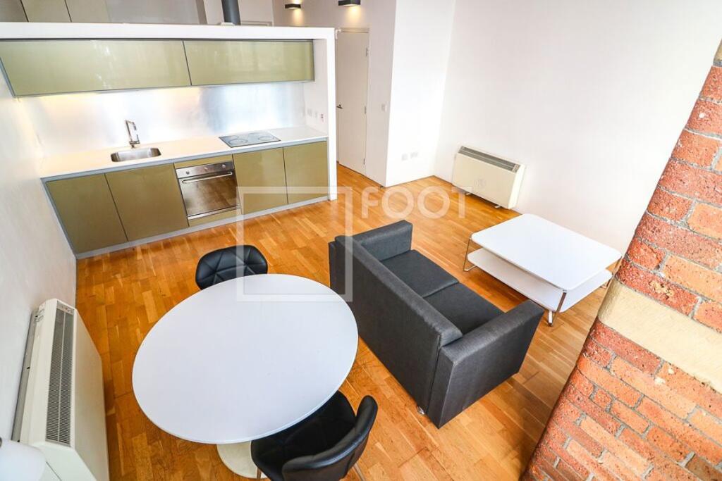 4 bed Studio for rent in Bradford. From Squarefoot Apartments - Bradford 4 bed Studio for rent in Bradford. From Squarefoot Apartments - Bradford