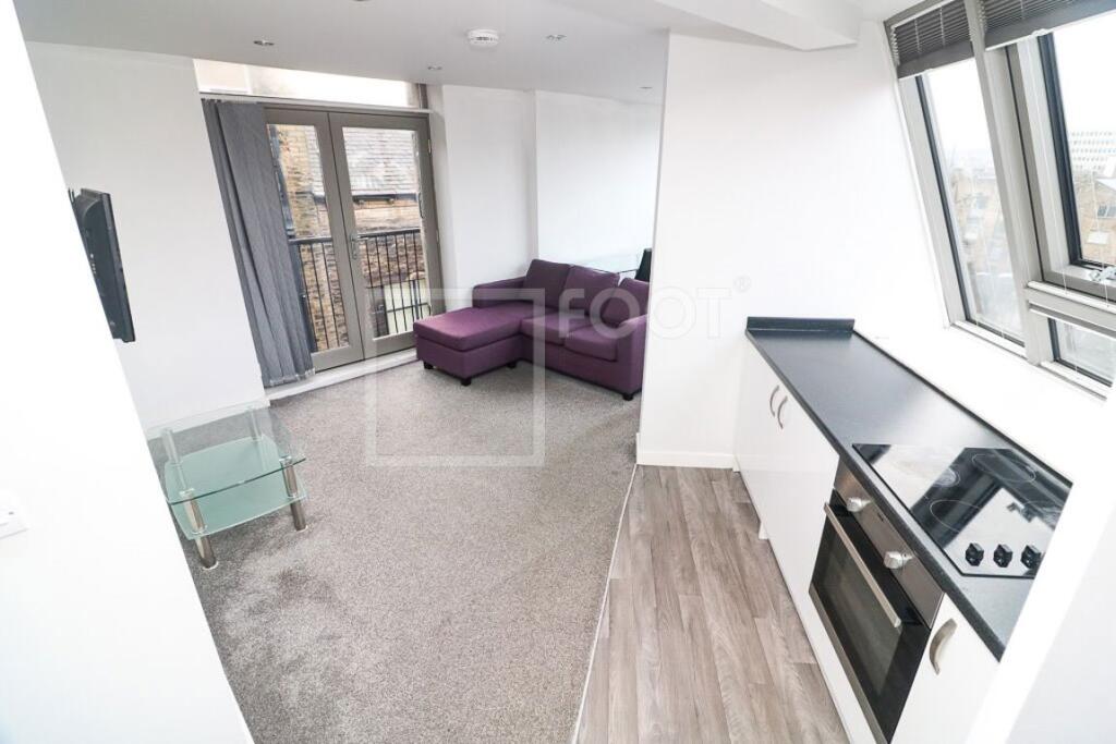 2 bed Apartment for rent in Bradford. From Squarefoot Apartments - Bradford