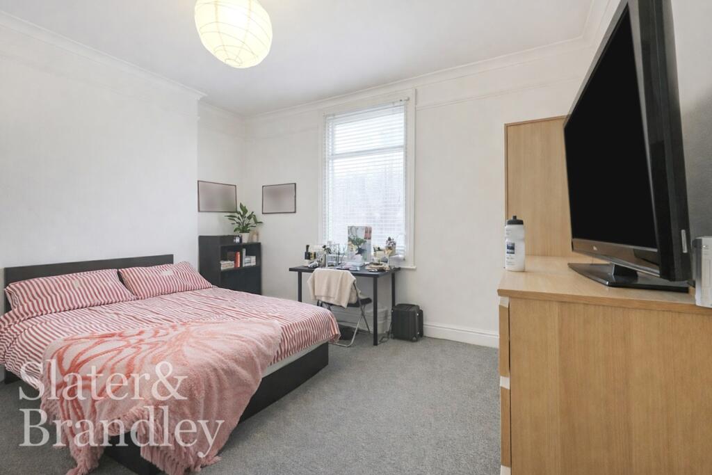 3 bed Mid Terraced House for rent in Nottingham. From Slater and Brandley - Nottingham 3 bed Mid Terraced House for rent in Nottingham. From Slater and Brandley - Nottingham