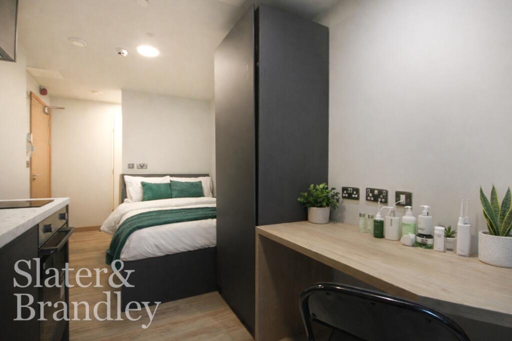 4 bed Studio for rent in Nottingham. From Slater and Brandley - Nottingham