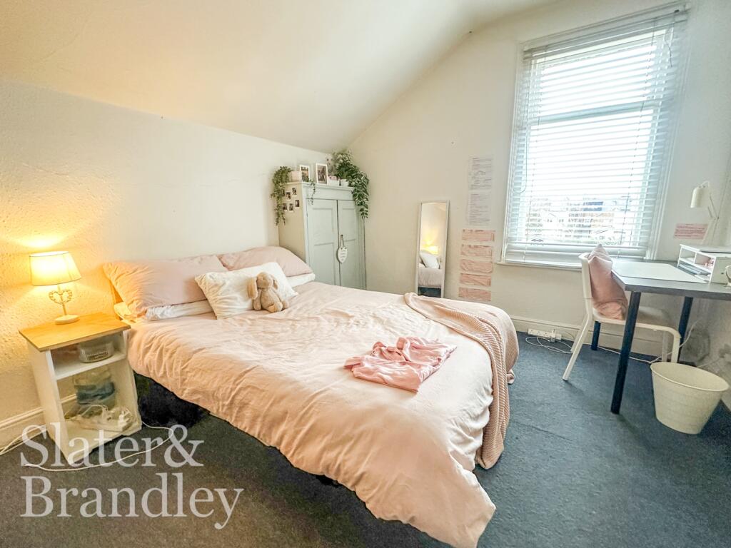 3 bed Mid Terraced House for rent in West Bridgford. From Slater and Brandley - Nottingham 3 bed Mid Terraced House for rent in West Bridgford. From Slater and Brandley - Nottingham