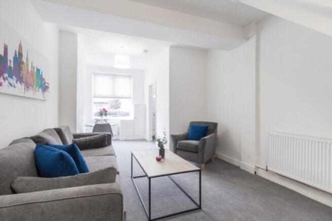 2 bed Mid Terraced House for rent in Nottingham. From Slater and Brandley - Nottingham