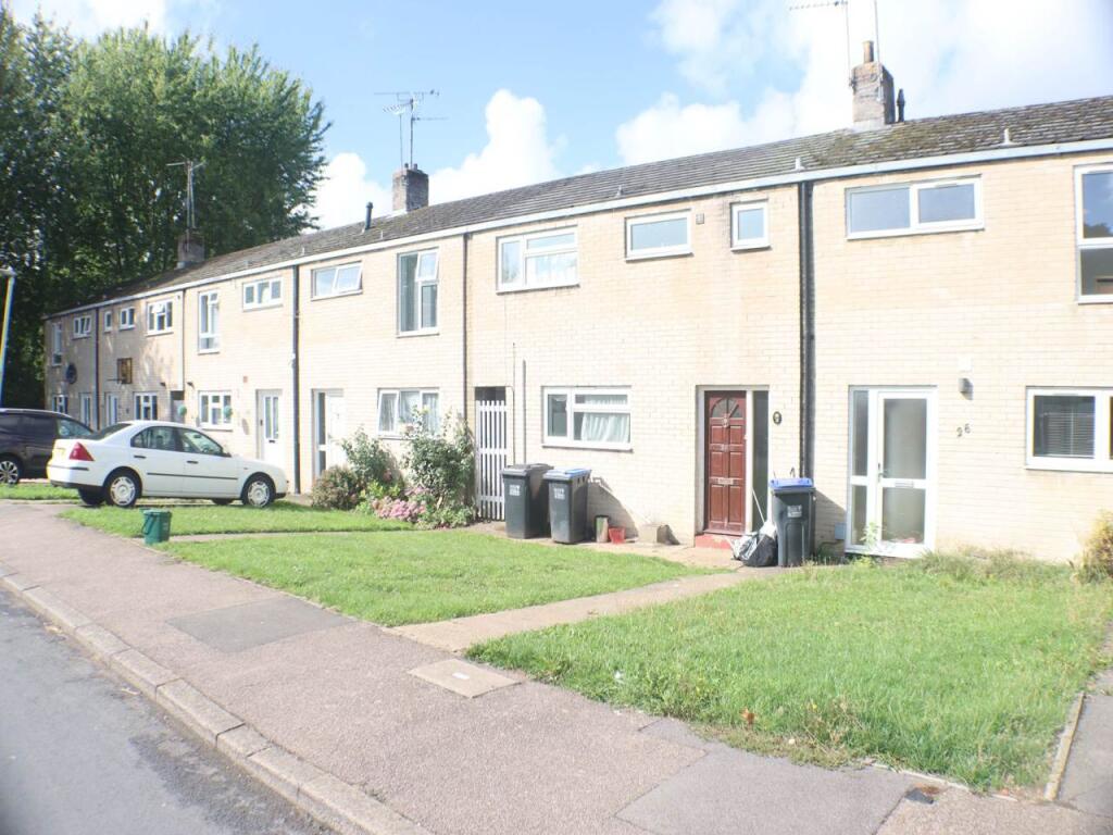 4 bed Detached for rent in Hatfield. From Strats Estates & Lettings - Hatfield