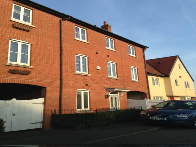 5 bed Detached for rent in Hatfield. From Strats Estates & Lettings - Hatfield