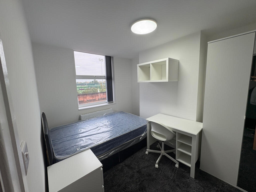 5 bed Mid Terraced House for rent in Manchester. From Inspired Lettings - Manchester 5 bed Mid Terraced House for rent in Manchester. From Inspired Lettings - Manchester