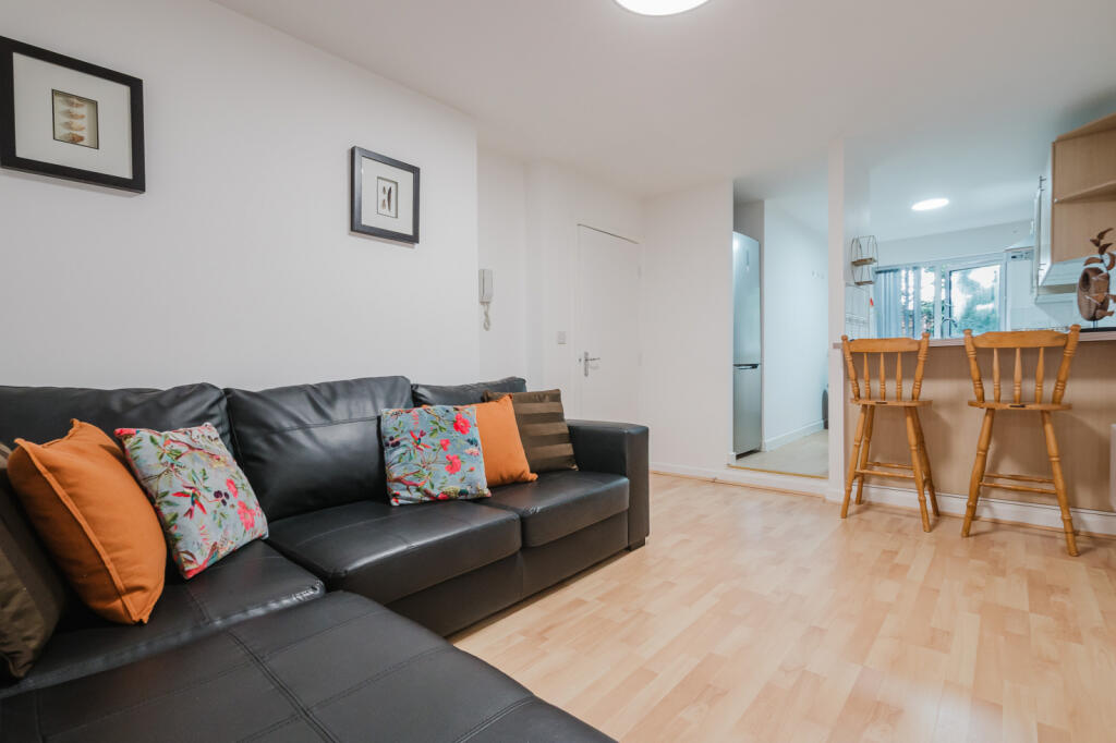 4 bed 1st Floor Flat for rent in Manchester. From Inspired Lettings - Manchester