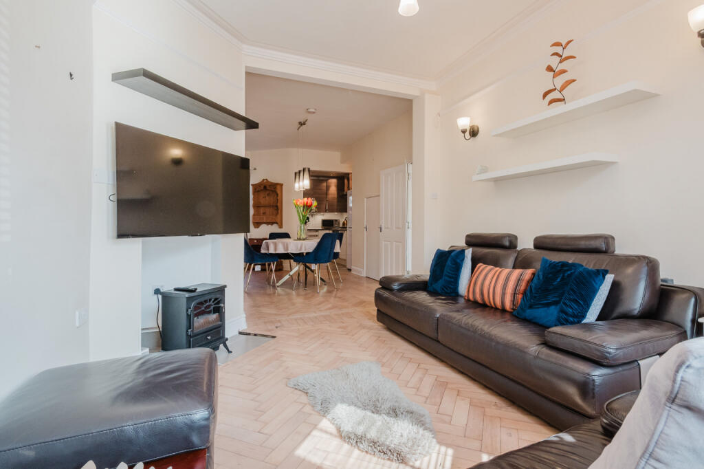 3 bed Mid Terraced House for rent in Manchester. From Inspired Lettings - Manchester 3 bed Mid Terraced House for rent in Manchester. From Inspired Lettings - Manchester