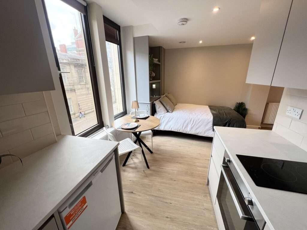 4 bed Studio for rent in Sheffield. From Thornsett Properties - Sheffield 4 bed Studio for rent in Sheffield. From Thornsett Properties - Sheffield