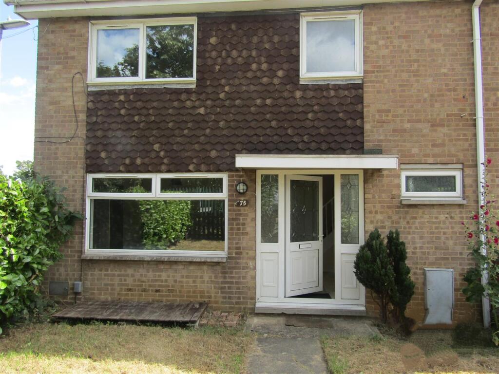 4 bed Detached for rent in Northampton. From Whites Estate Agents - Northampton
