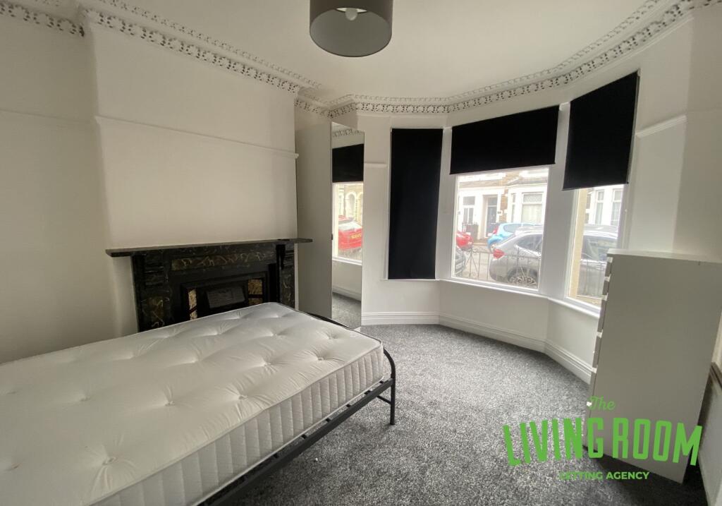 5 bed Detached for rent in Cardiff. From The Living Room Letting Agency - Cardiff