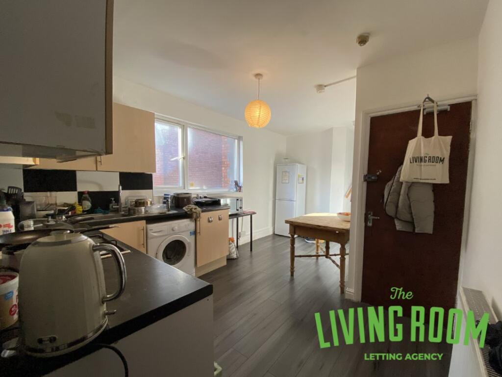 3 bed Apartment for rent in Cardiff. From The Living Room Letting Agency - Cardiff 3 bed Apartment for rent in Cardiff. From The Living Room Letting Agency - Cardiff