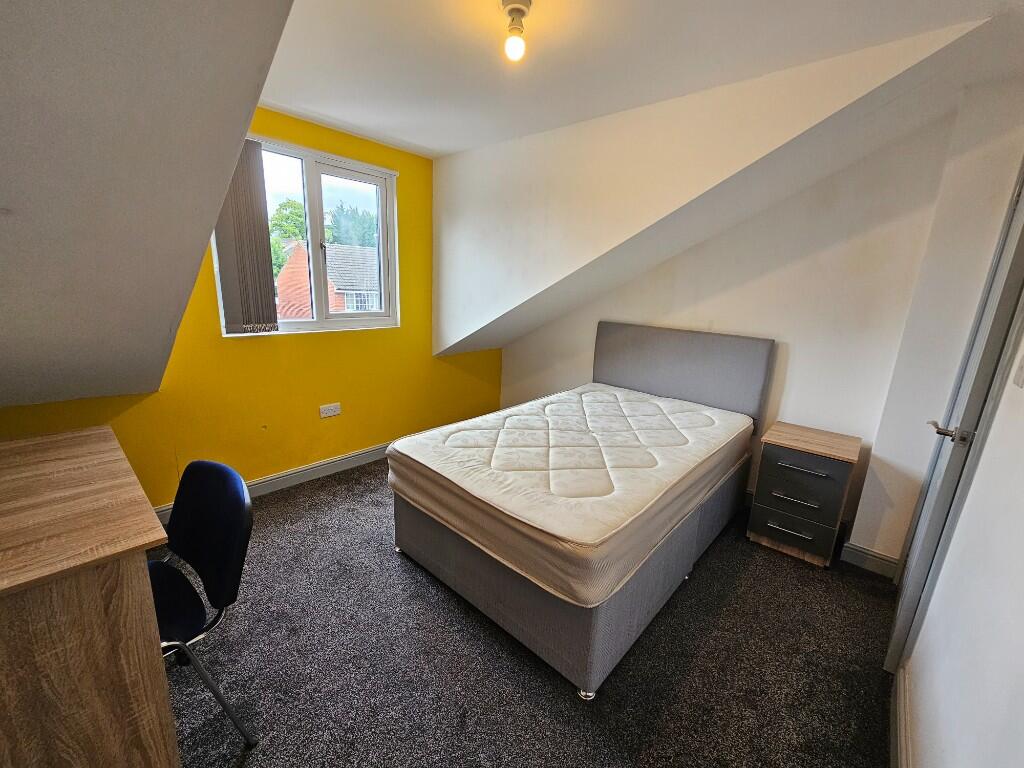 6 bed Semi Detached for rent in Birmingham. From Prestige Properties - Birmingham