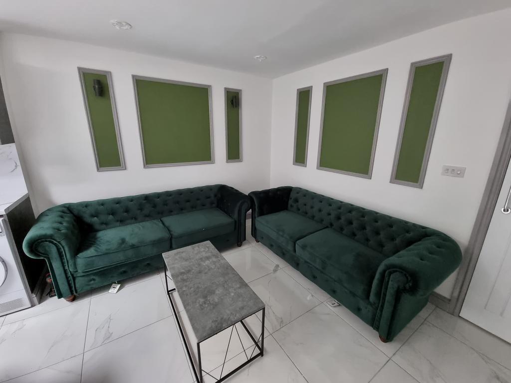 6 bed Semi Detached for rent in Birmingham. From Prestige Properties - Birmingham