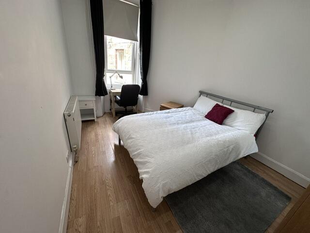 4 bed Flat Share for rent in Glasgow. From 1st Lets