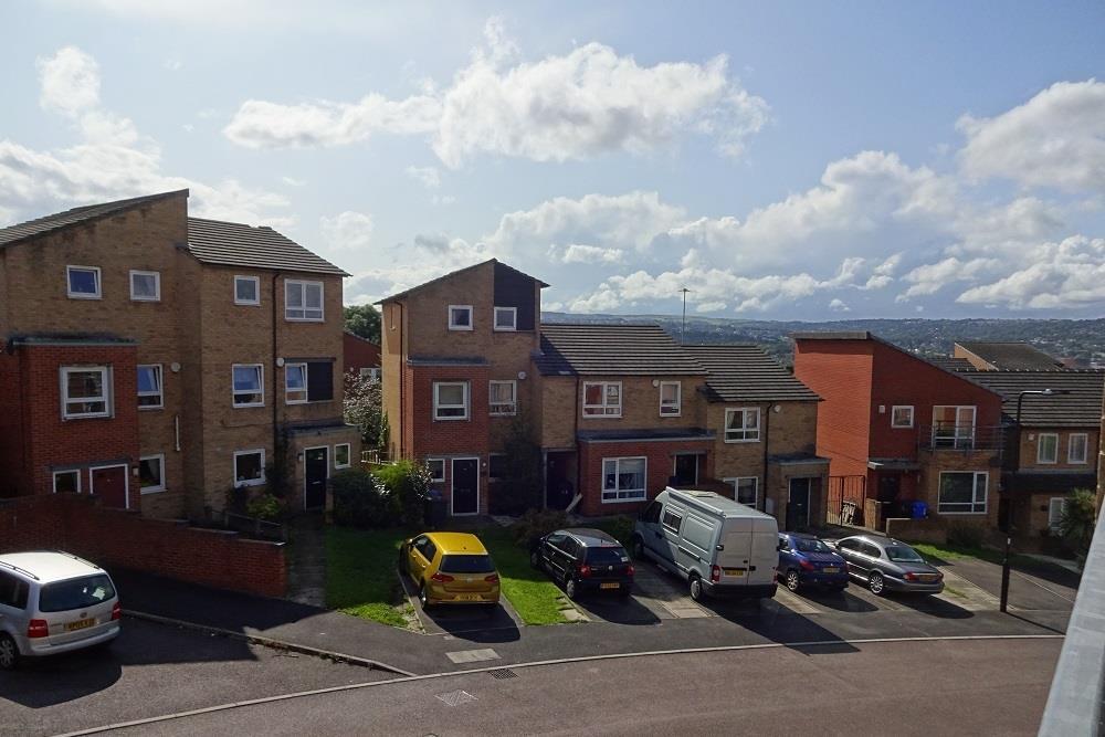 3 bed Detached for rent in Sheffield. From Spencer The Estate Agent - Sheffield