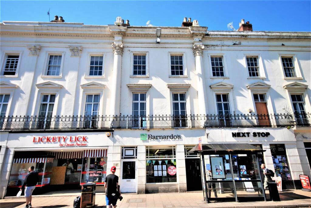 4 bed Private Halls for rent in Whitnash. From Handles Property - Leamington