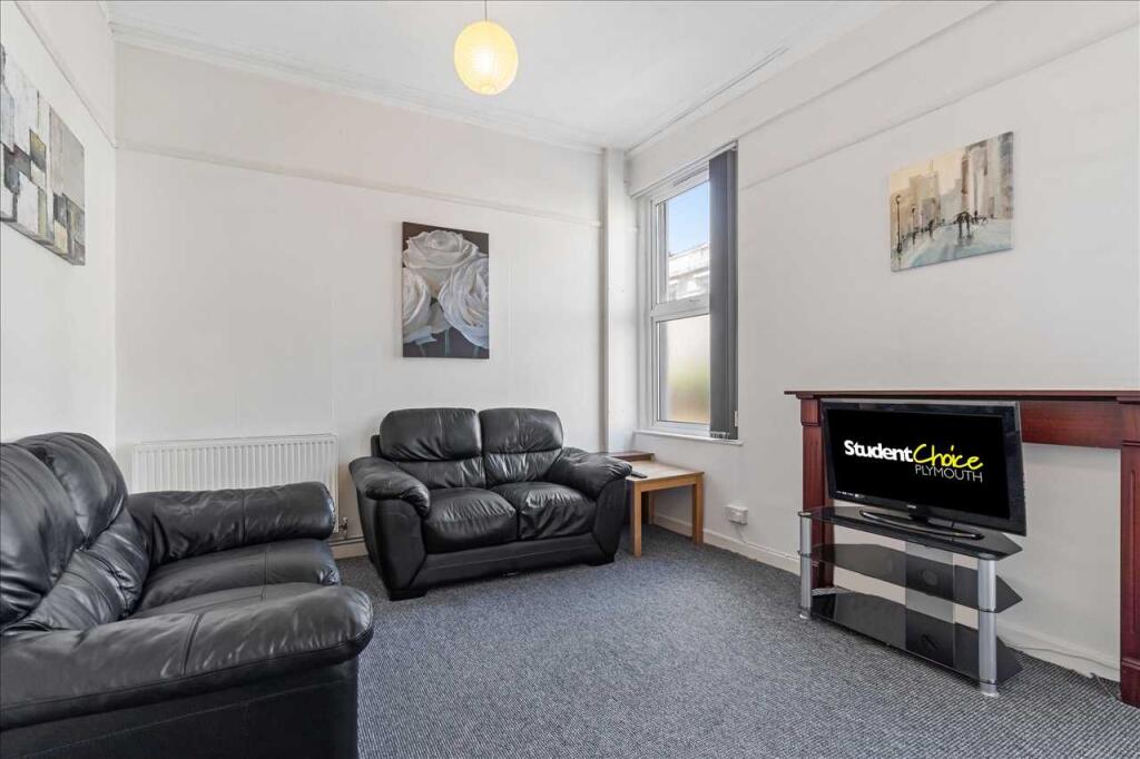 4 bed Mid Terraced House for rent in Plymouth. From Student Choice Plymouth - Plymouth