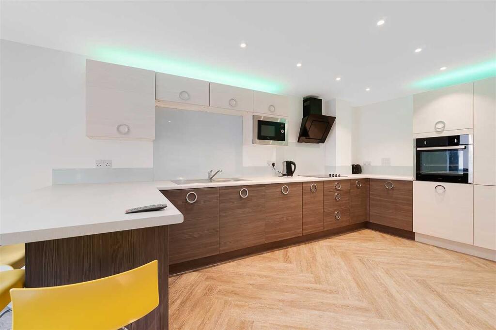 4 bed Annexe for rent in Plymouth. From Student Choice Plymouth - Plymouth