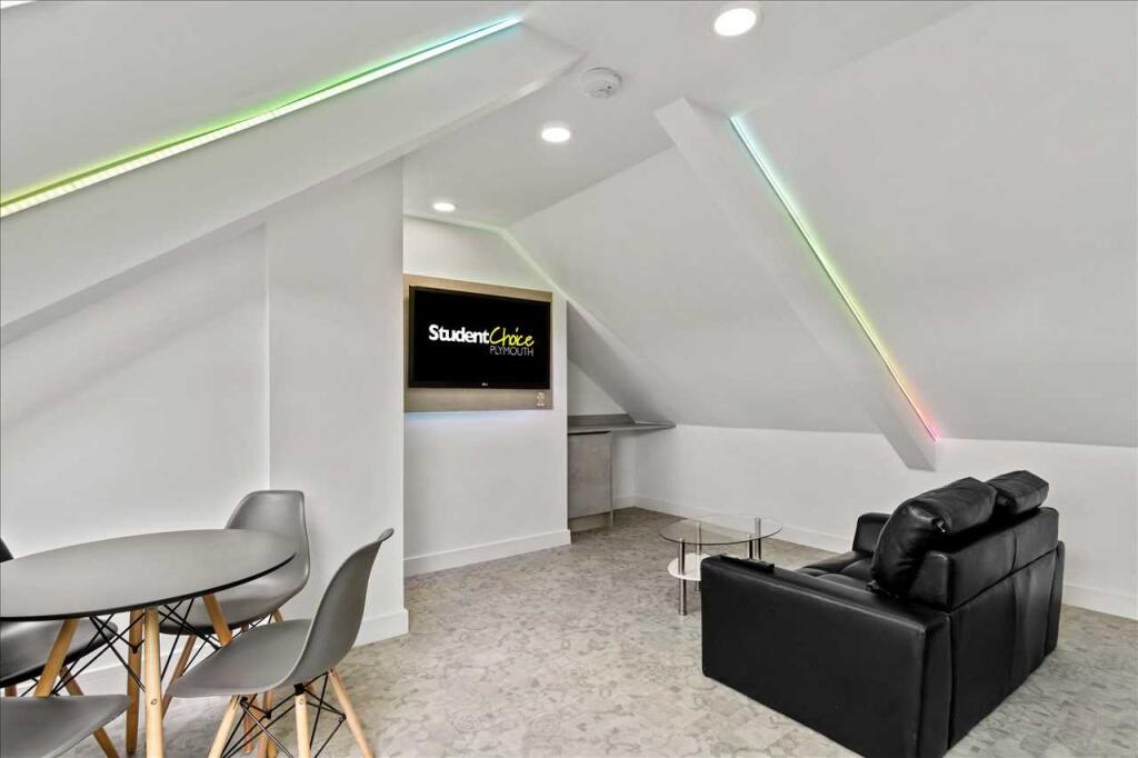 3 bed Apartment for rent in Plymouth. From Student Choice Plymouth - Plymouth