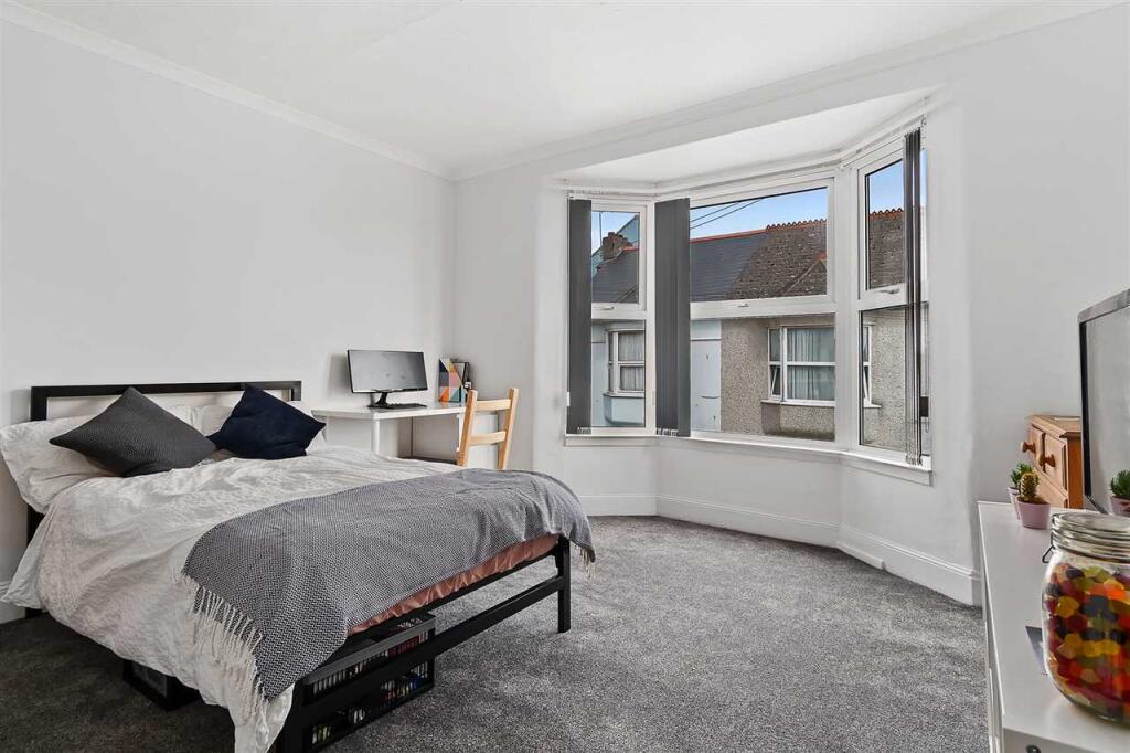 3 bed Mid Terraced House for rent in Plymouth. From Student Choice Plymouth - Plymouth