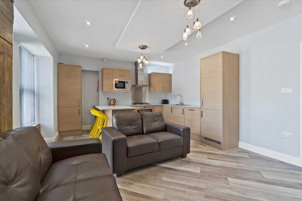 4 bed Apartment for rent in Plymouth. From Student Choice Plymouth - Plymouth 4 bed Apartment for rent in Plymouth. From Student Choice Plymouth - Plymouth